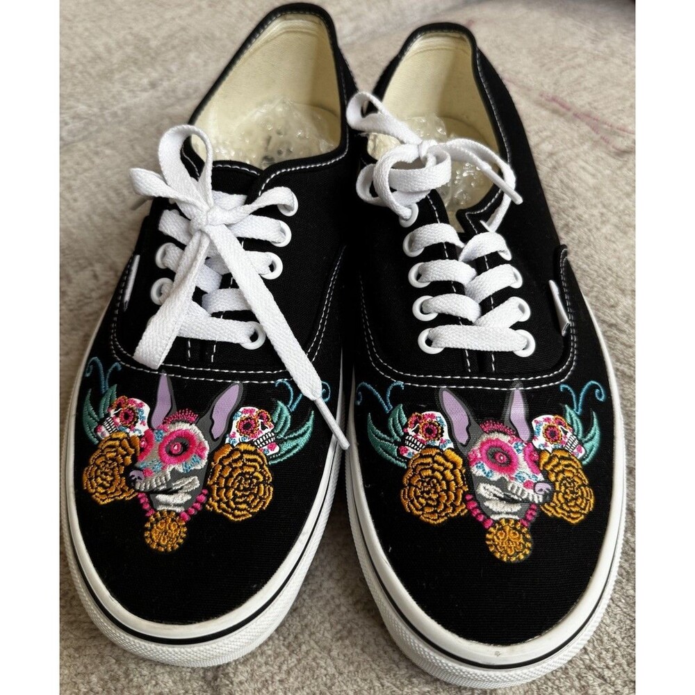 NWOT Vans Dia de Los Muertos, Xoloitzcuintli Dogs And Sugar Skulls, M10 W11.5